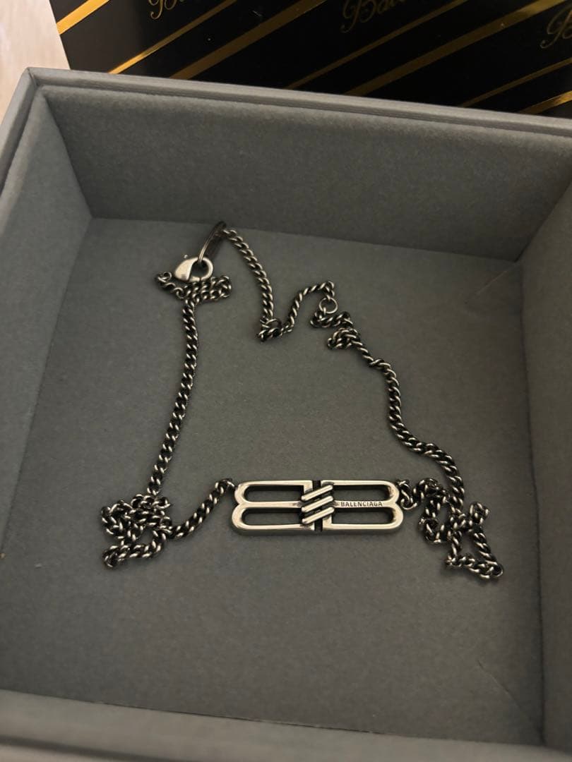 balenciaga ネックレス