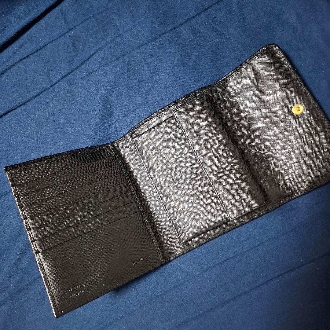 PRADA ブラック 三つ折り財布 箱付き
