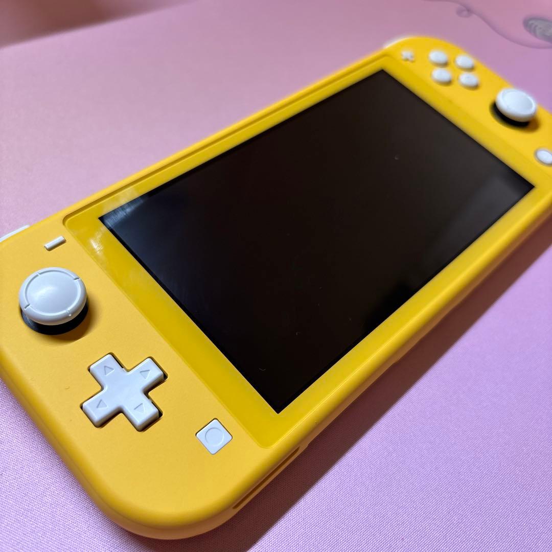 任天堂Switch Lite イエロー