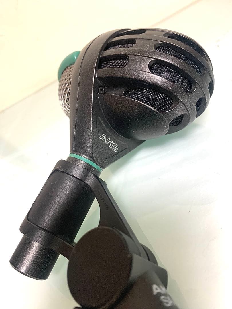 AKG D 112 ダイナミックマイク