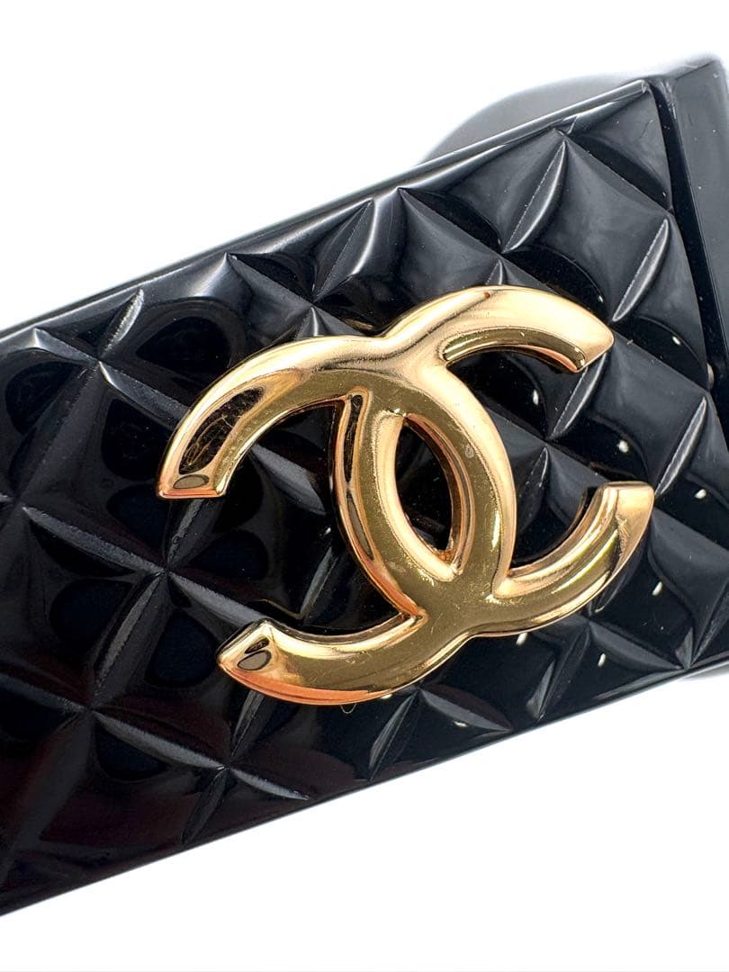 CHANEL サングラス　ブラック ココマーク　マトラッセ イタリア製　ケース付