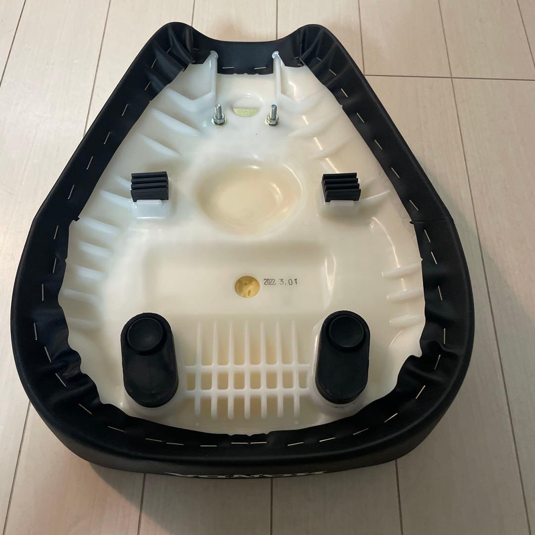 クロスカブ110 JA60 純正シート　新品同様
