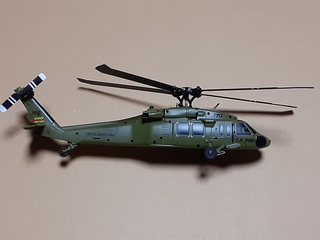 【ジャンク】K170 UH-60L ラジコンヘリコプター