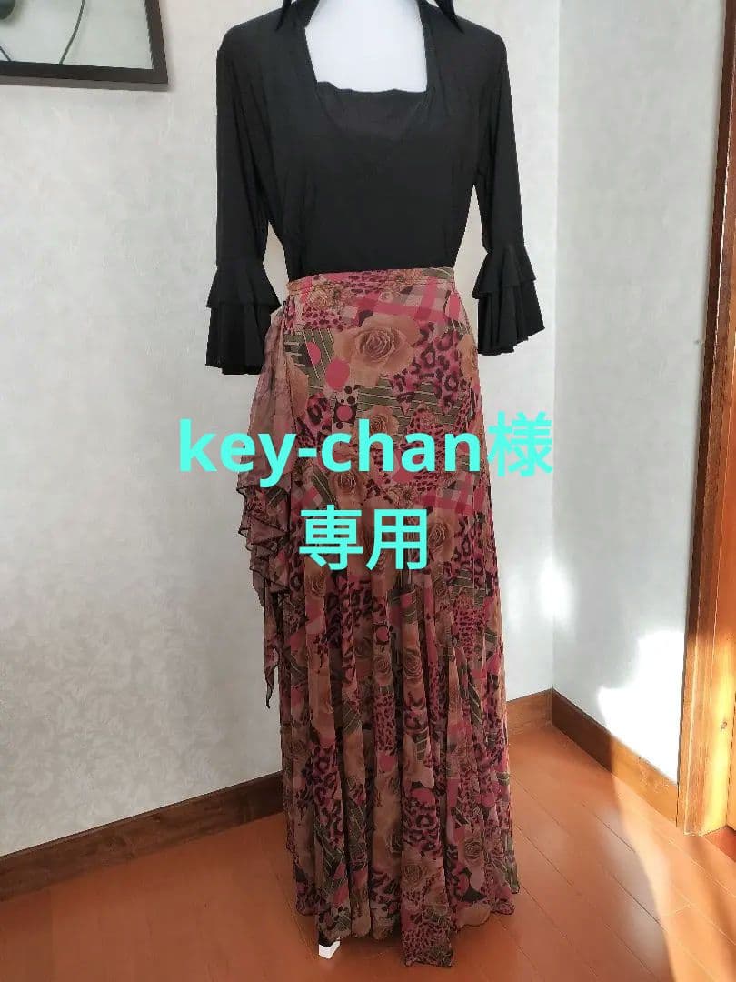 【おまとめ品】key-chan　フリル花柄 フレアスカート2点