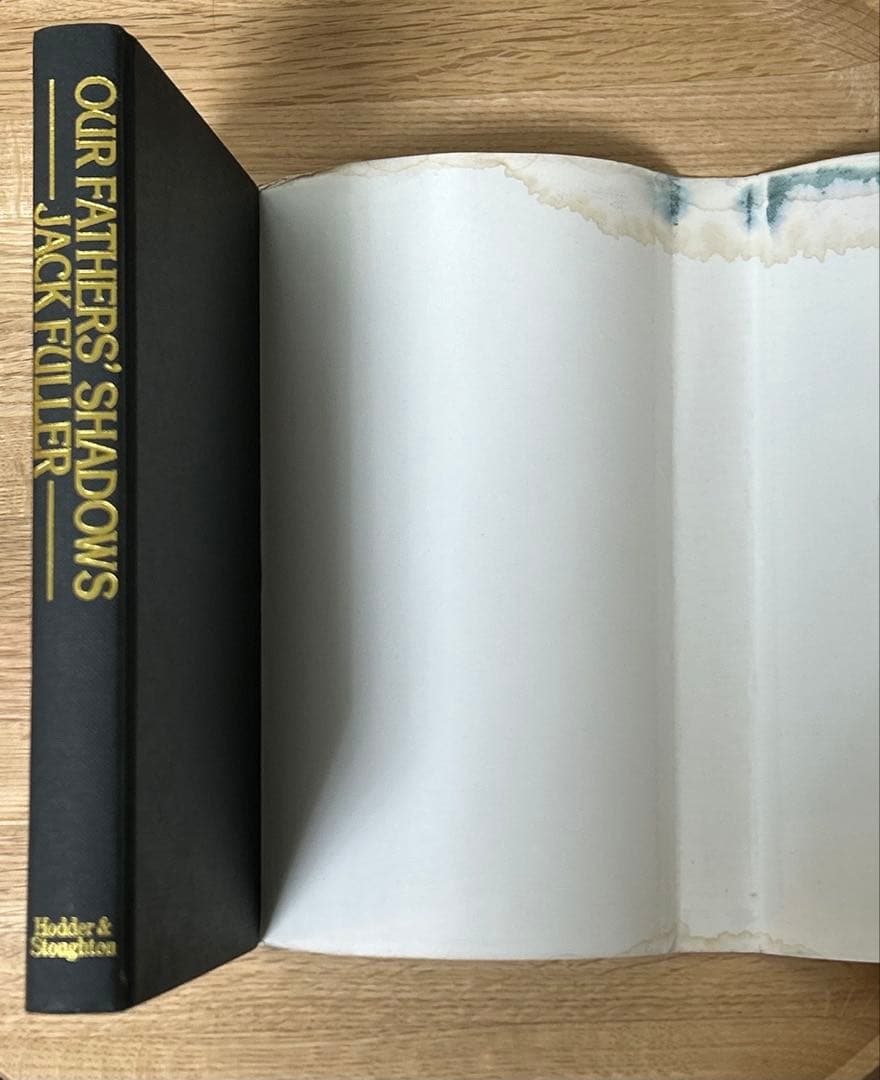 【中古品】Our Fathers' Shadows by Jack Fuller