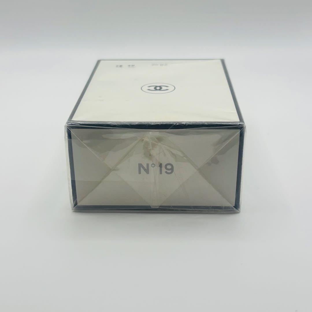 新品未開封 CHANELシャネル N°19 19番 パルファム 香水 28ml