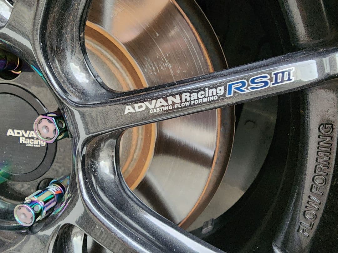 ADVAN Racing　RS3　★225/45/18★ 7.5J 　114.3