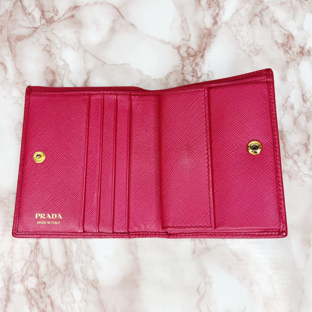 【極美品】PRADA 二つ折り財布 折り財布70