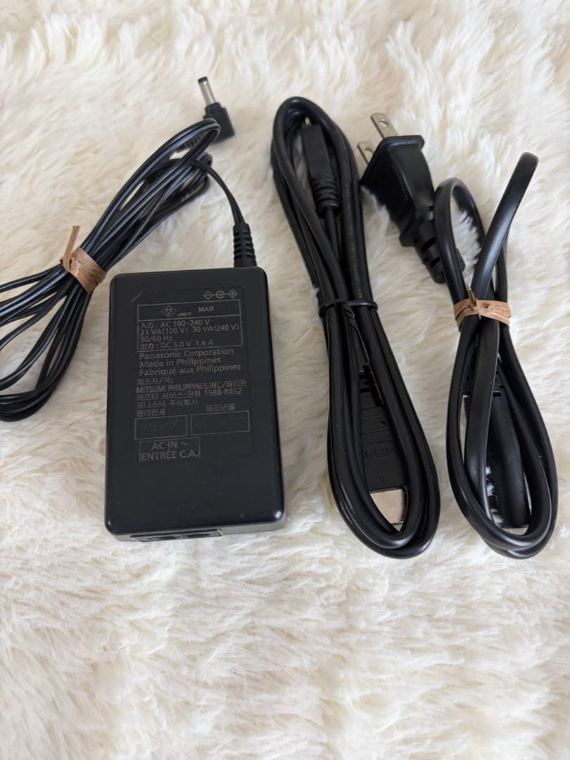 【SALE】Panasonic HC-V210M デジタルカメラ