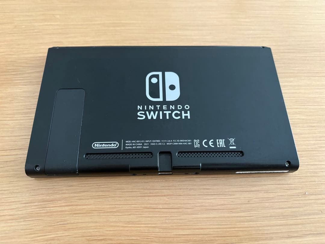Nintendo Switch 本体　ネオンブルー・ネオンレッド
