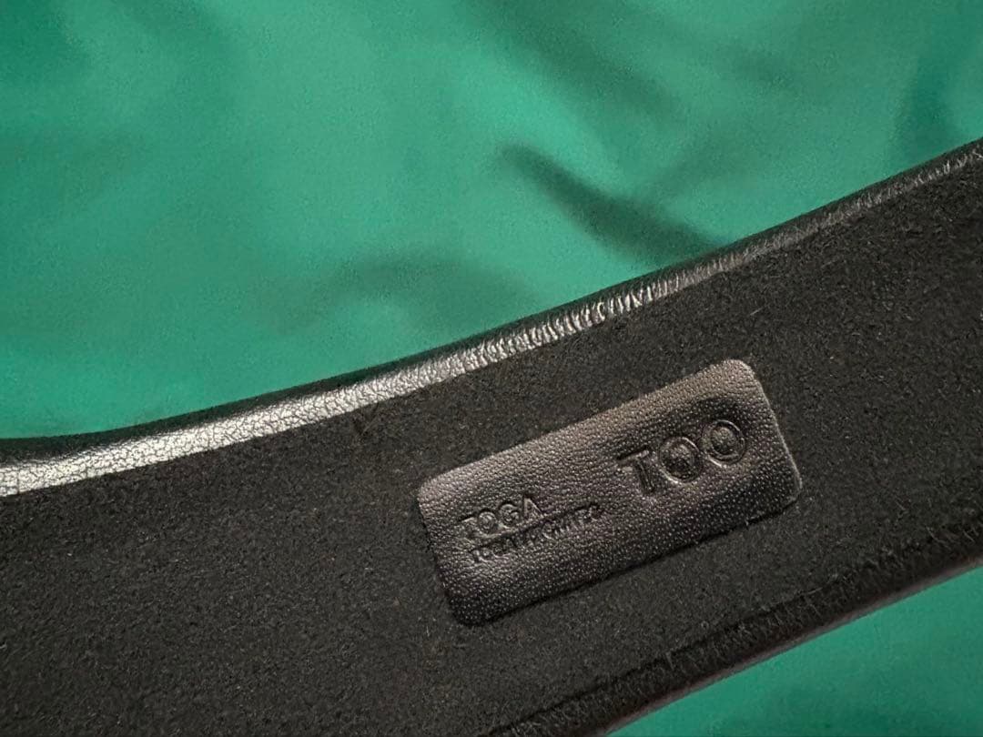 TOGA TOO Leather headband 1 トーガ ヘアバンド