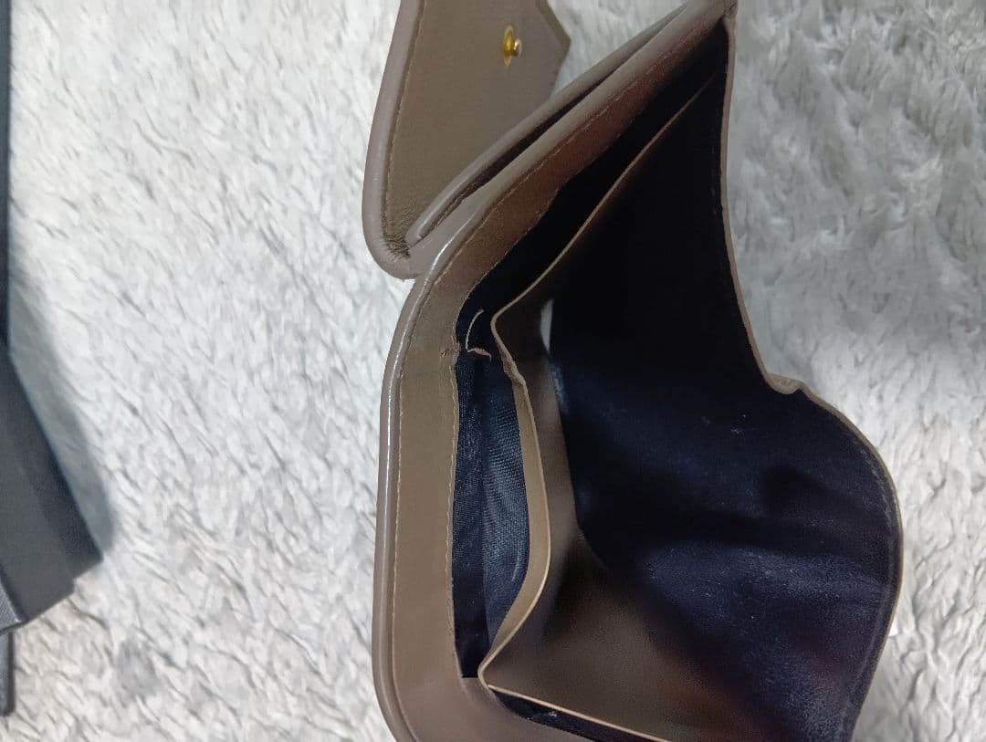 サンローラン　三つ折り　財布