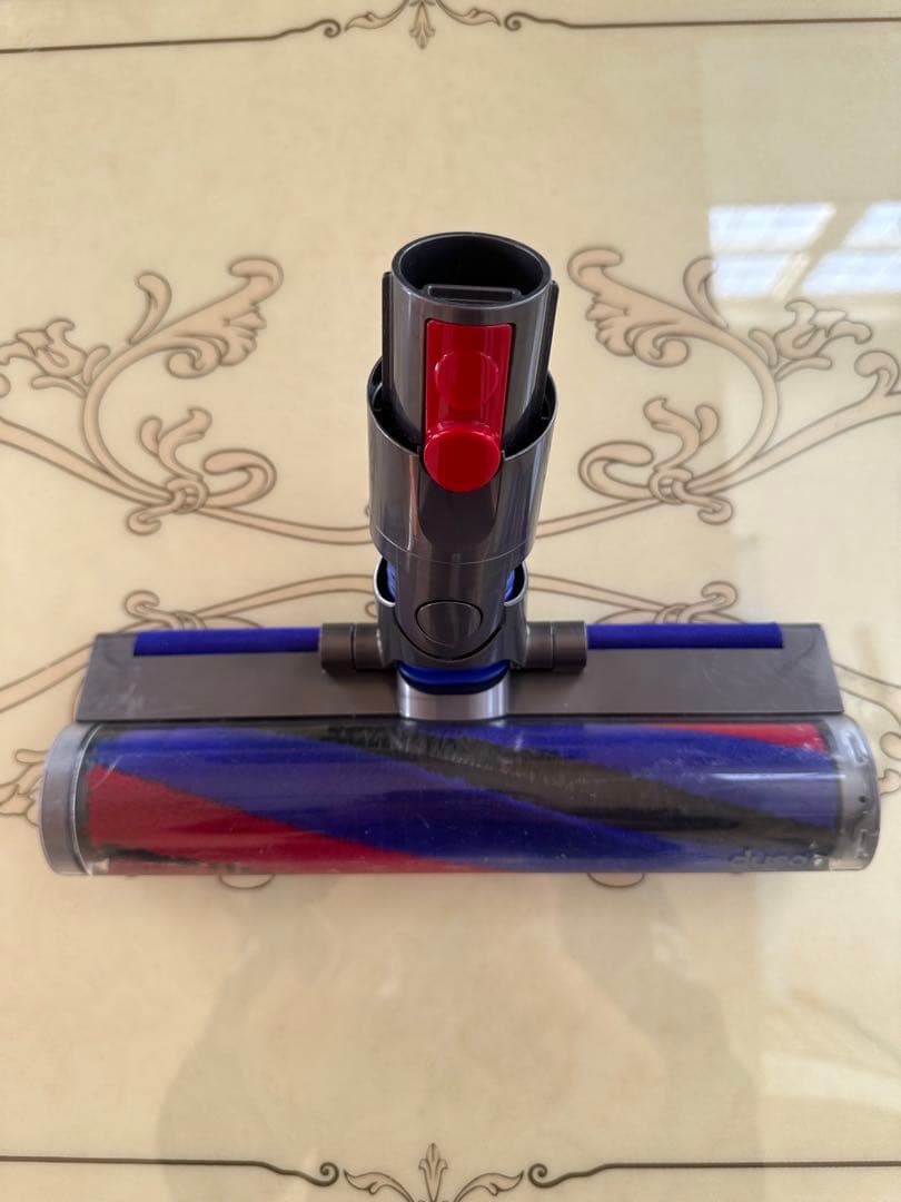 dyson デジタルスリム　SV18 コードレス掃除機　匿名配送