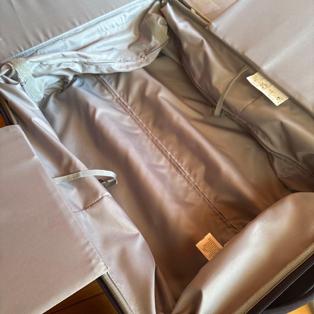 81L 美品　半分の厚みで収納できるソフトキャリーケース(XL) 無印良品81L