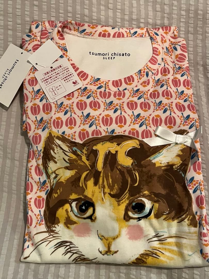 【新品 長袖】tsumori chisato 猫イラスト ロンパースパジャマ