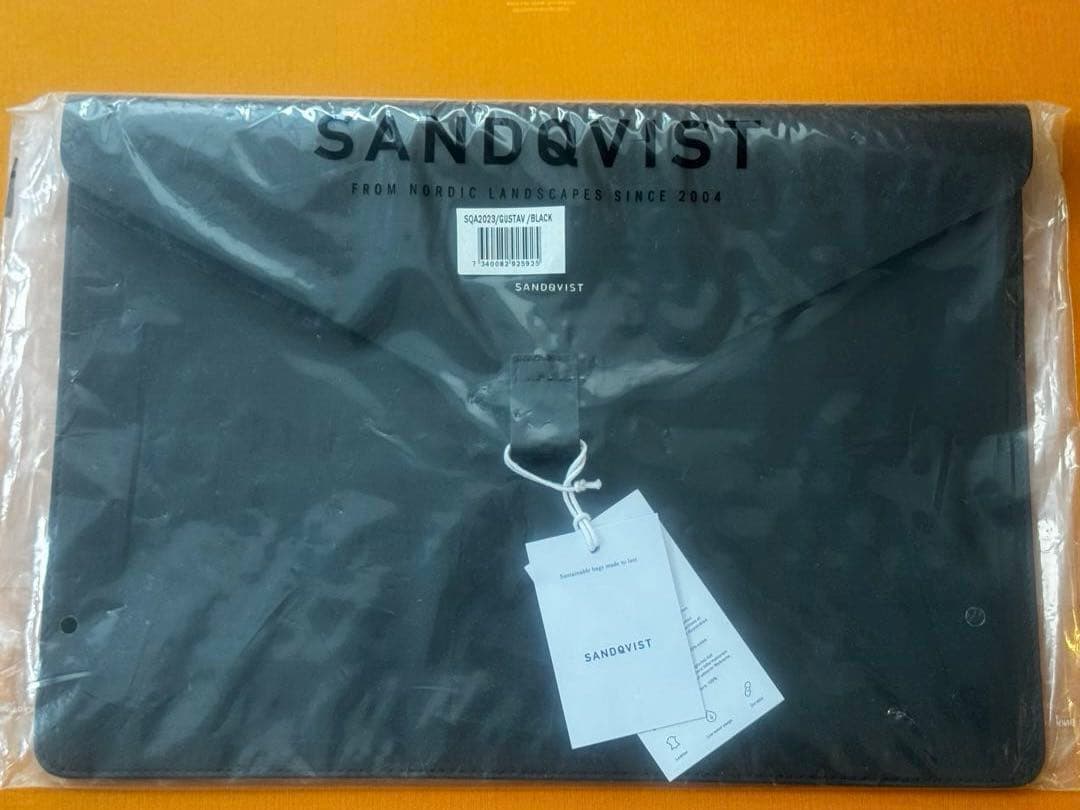 SANDQVIST革　ノートPCケース 黒