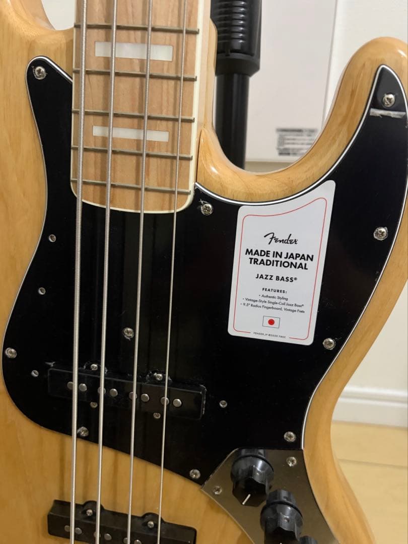 Fender Traditional Jazz Bass＋フェンダーのケース