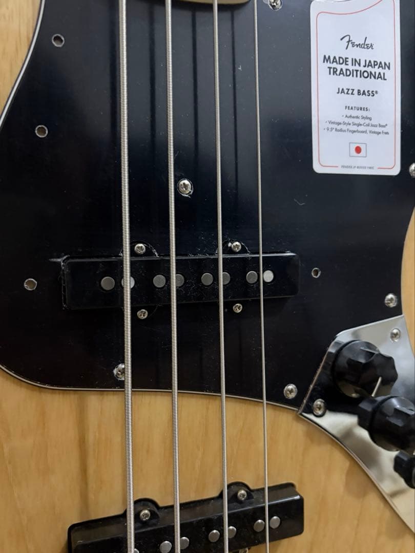 Fender Traditional Jazz Bass＋フェンダーのケース