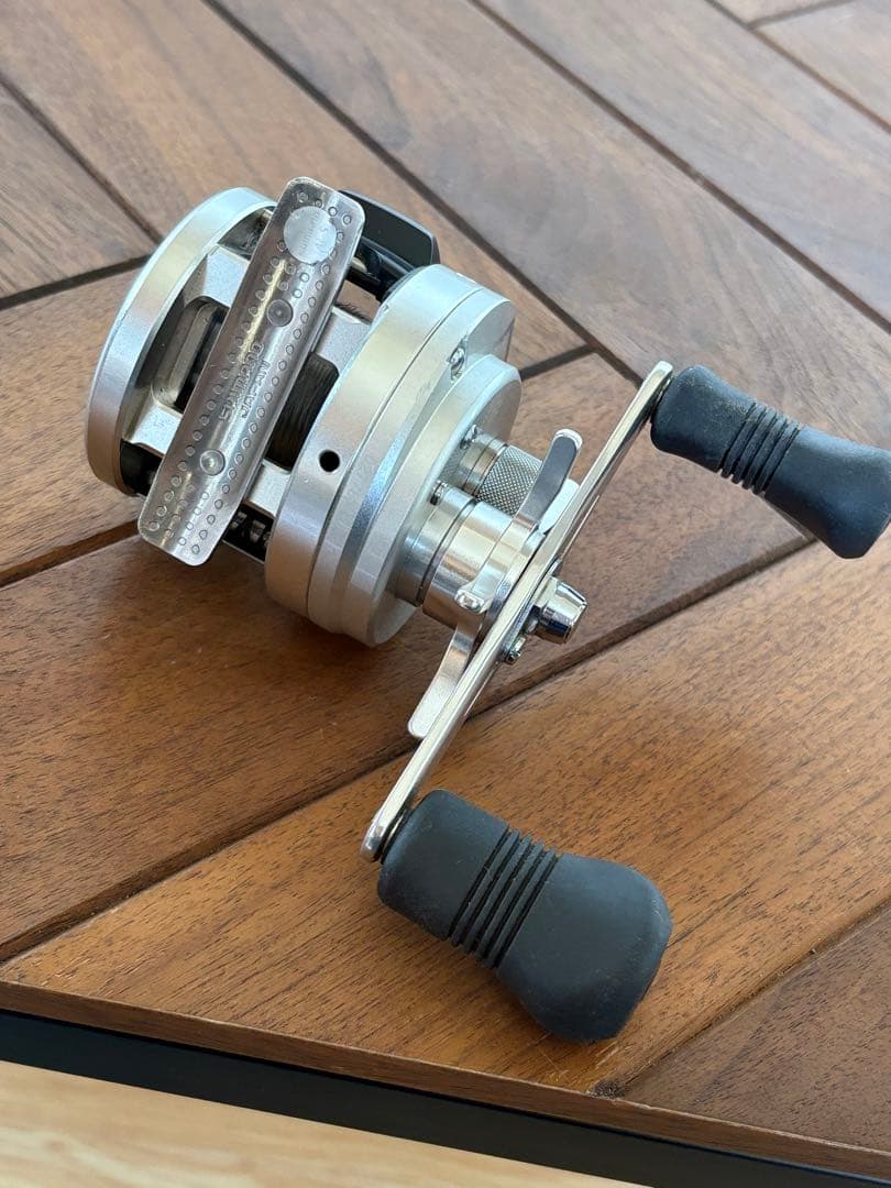 SHIMANO シマノ　オシアカルカッタ200HG OCEA CALCUTTA