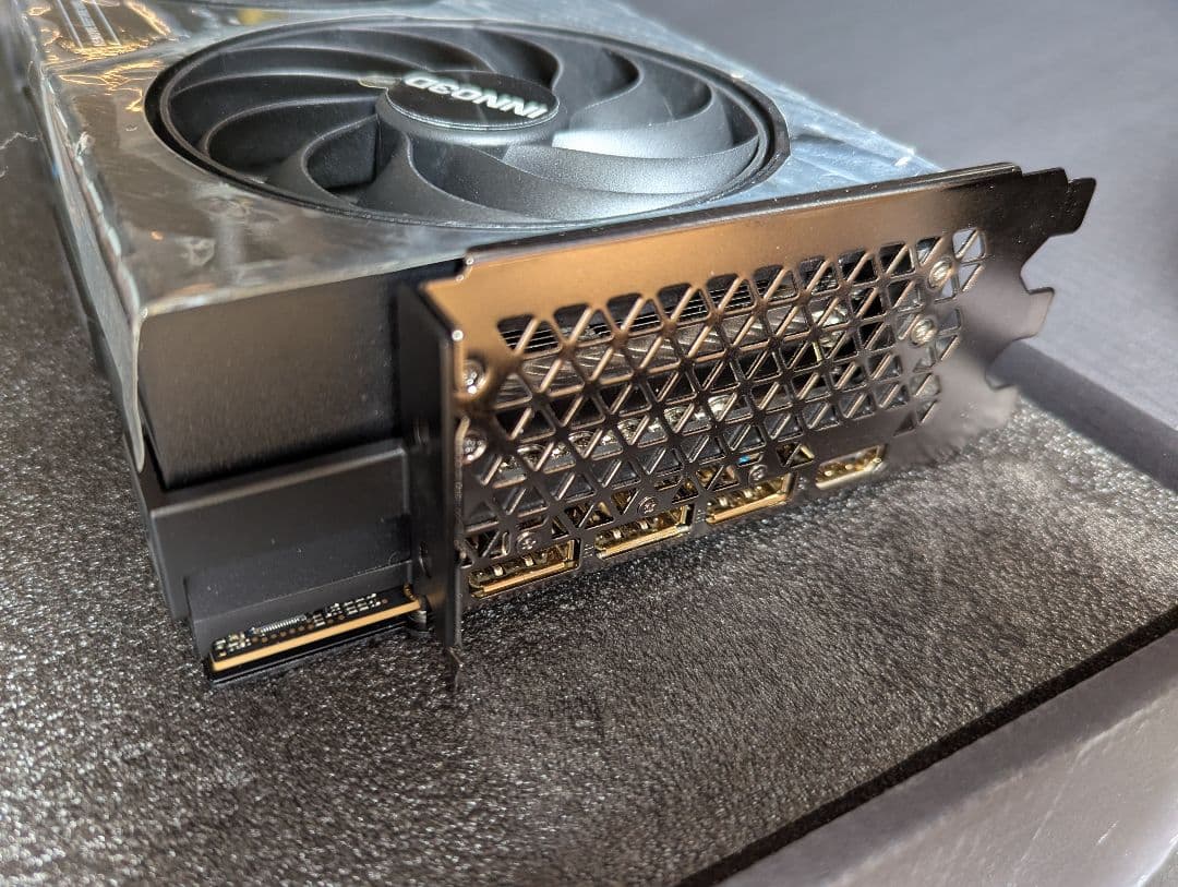 Inno3D GeForce RTX 5090 X3 OC 32GB ジャンク