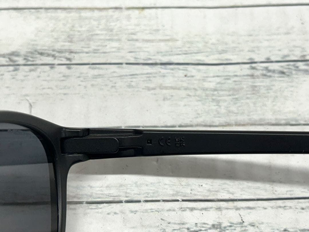 OAKLEY オークリー サングラス LATCH OO9349　7026