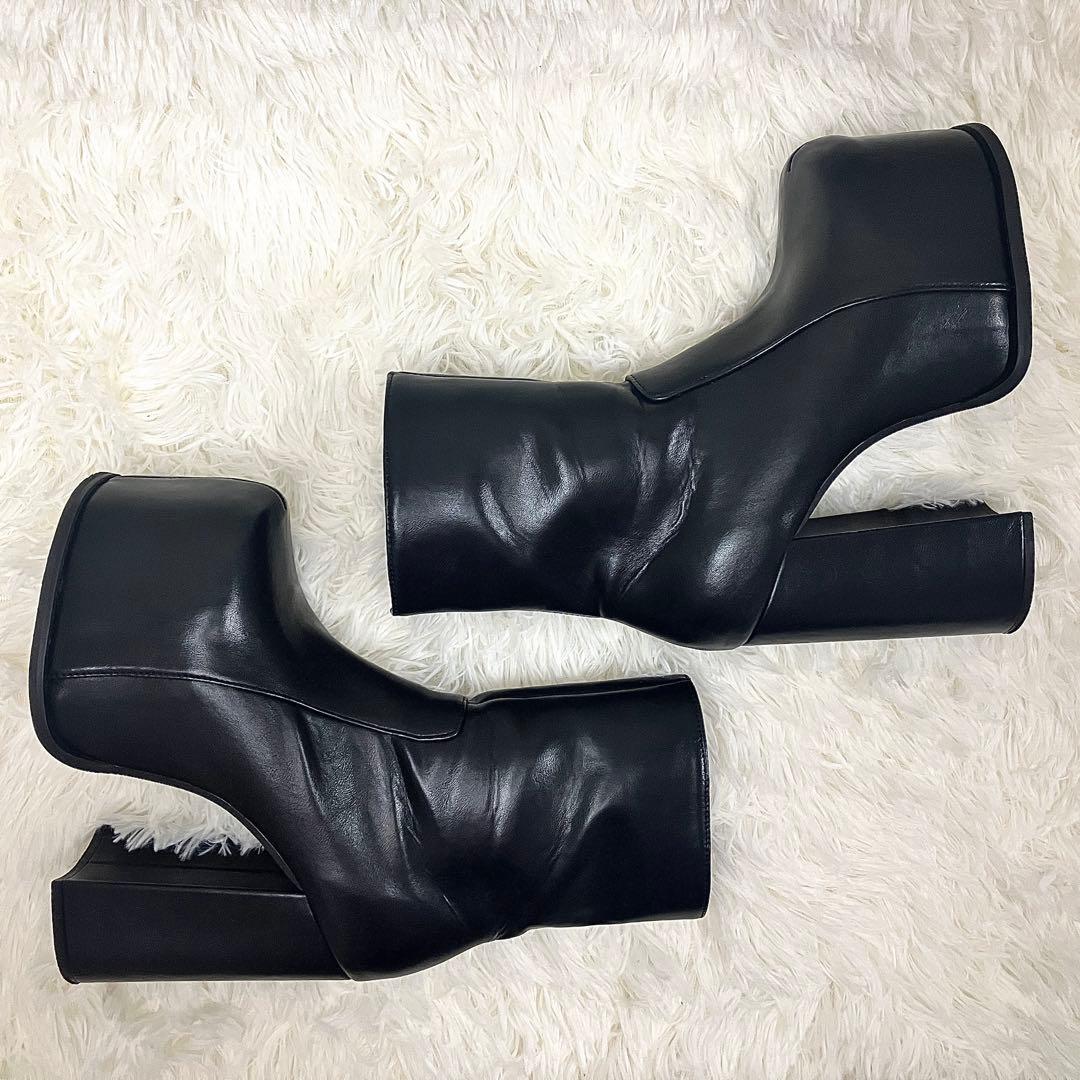 最終値下げ‼️美品✨EMODA トゥーカバーボリュームブーツ　厚底ブーツ　23.5