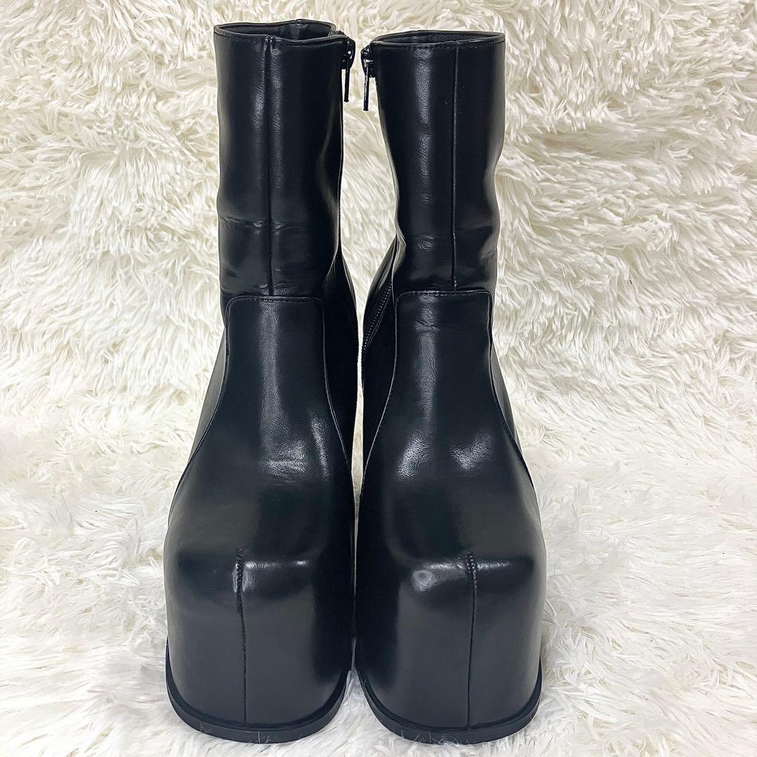 最終値下げ‼️美品✨EMODA トゥーカバーボリュームブーツ　厚底ブーツ　23.5