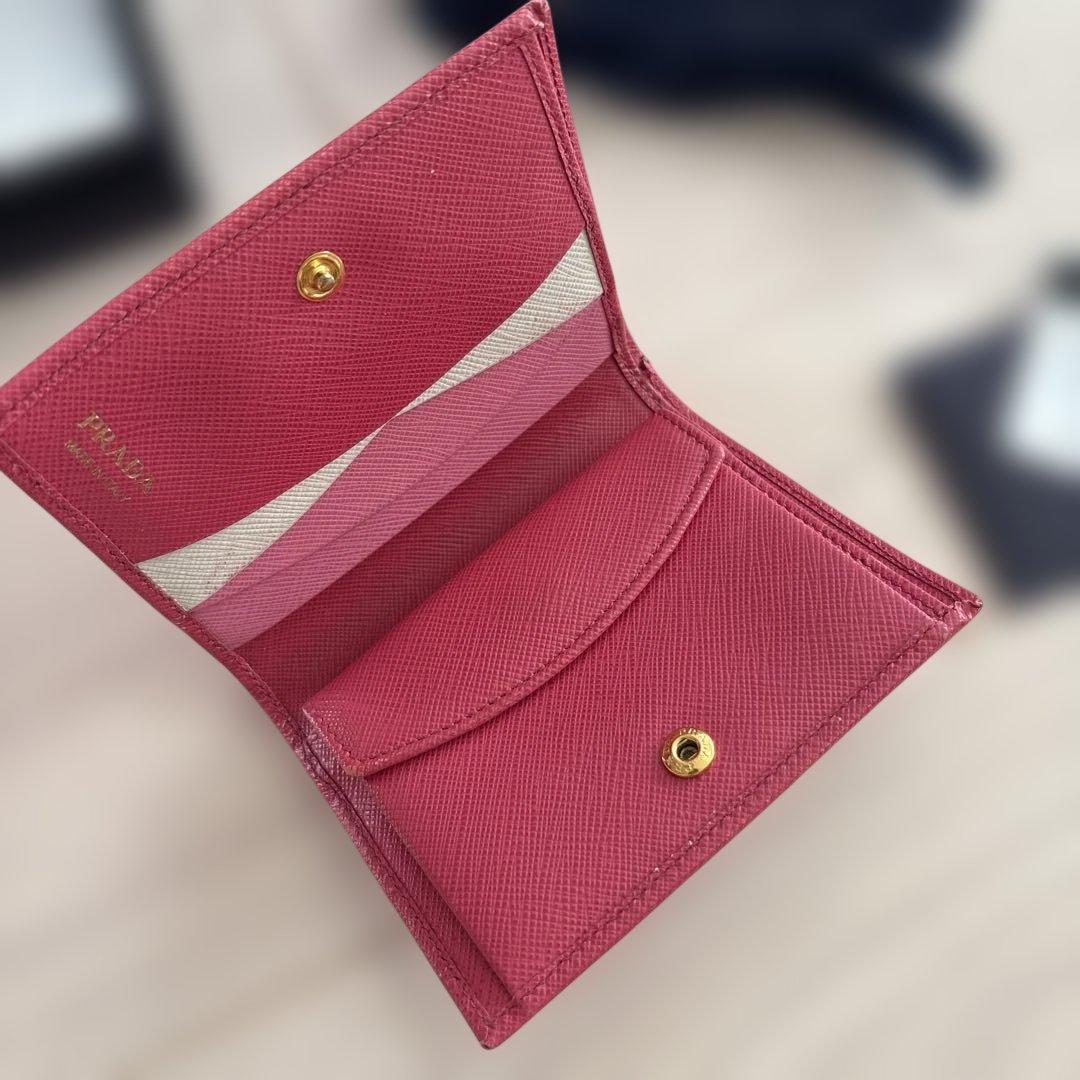 PRADA お財布　ウォレット　サフィアーノ　二つ折り財布　ペオニア