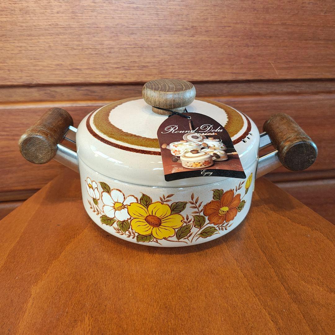 新品未使用 箱入り EJIRY 江尻 両手鍋 ケトル Round Deluセット