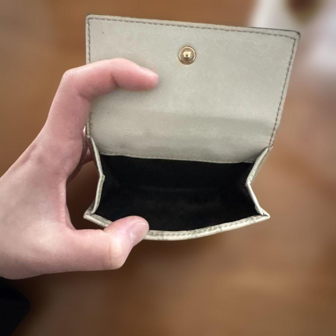 Gucci GGロゴ 二つ折り財布 ベージュ