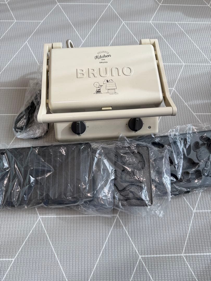 BRUNO スヌーピー　ホットサンド・パンケーキ