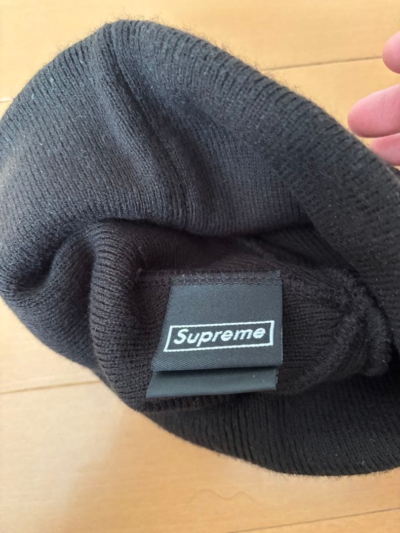 Supreme ×ニューエラ黒 ニット帽
