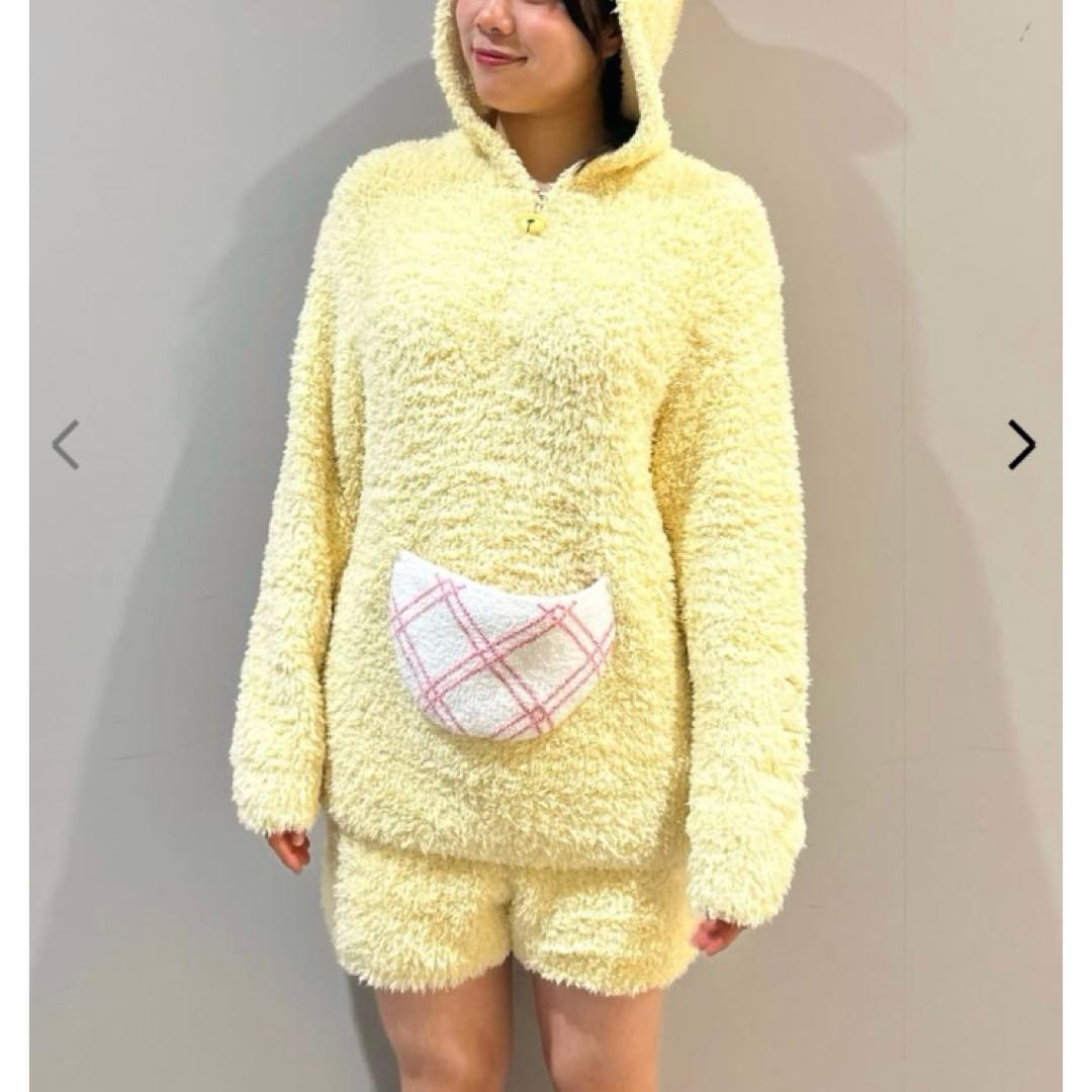 【未使用タグつき】どらみちゃんパーカ＆ショートパンツ&ルームソックス