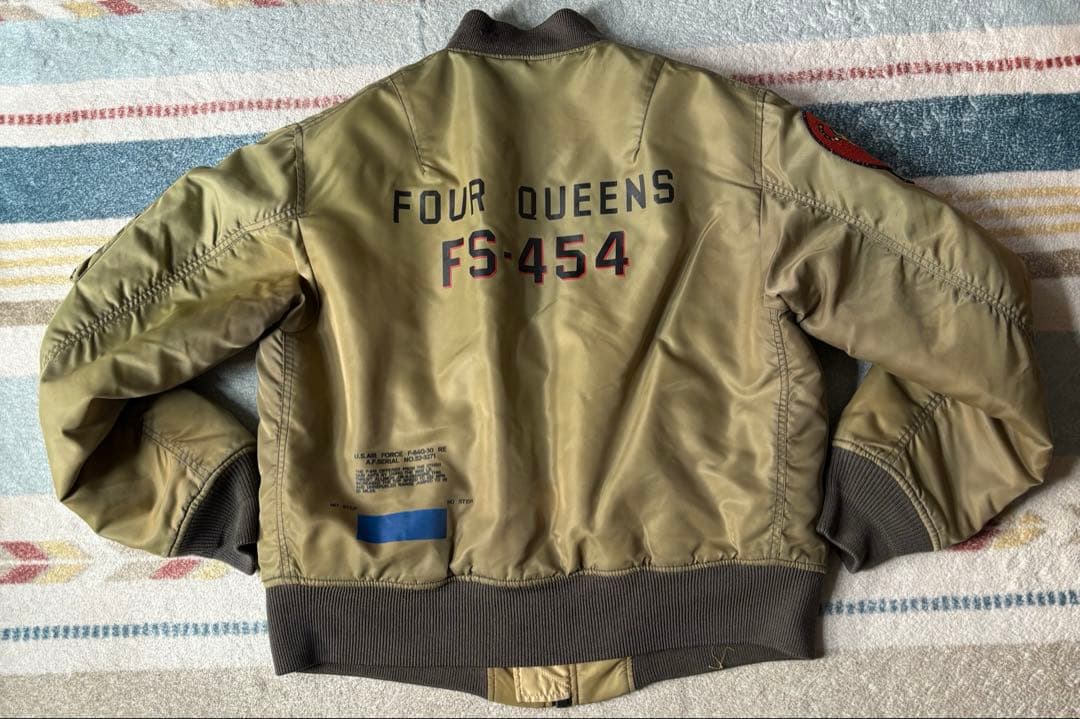 AVIREX アヴィレックス 58th BOMB FourQueens MA-1