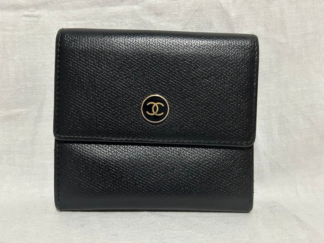 CHANEL ココボタン 三つ折り財布