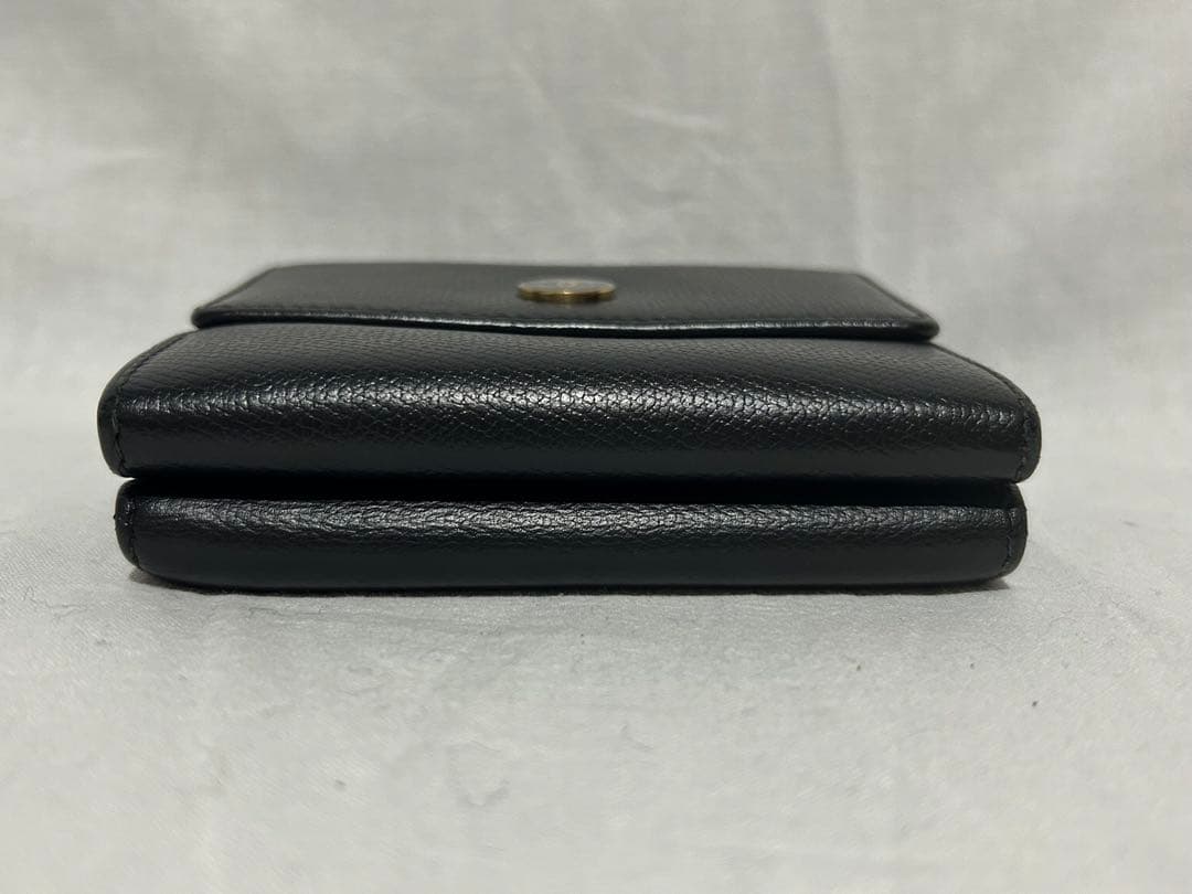 CHANEL ココボタン 三つ折り財布