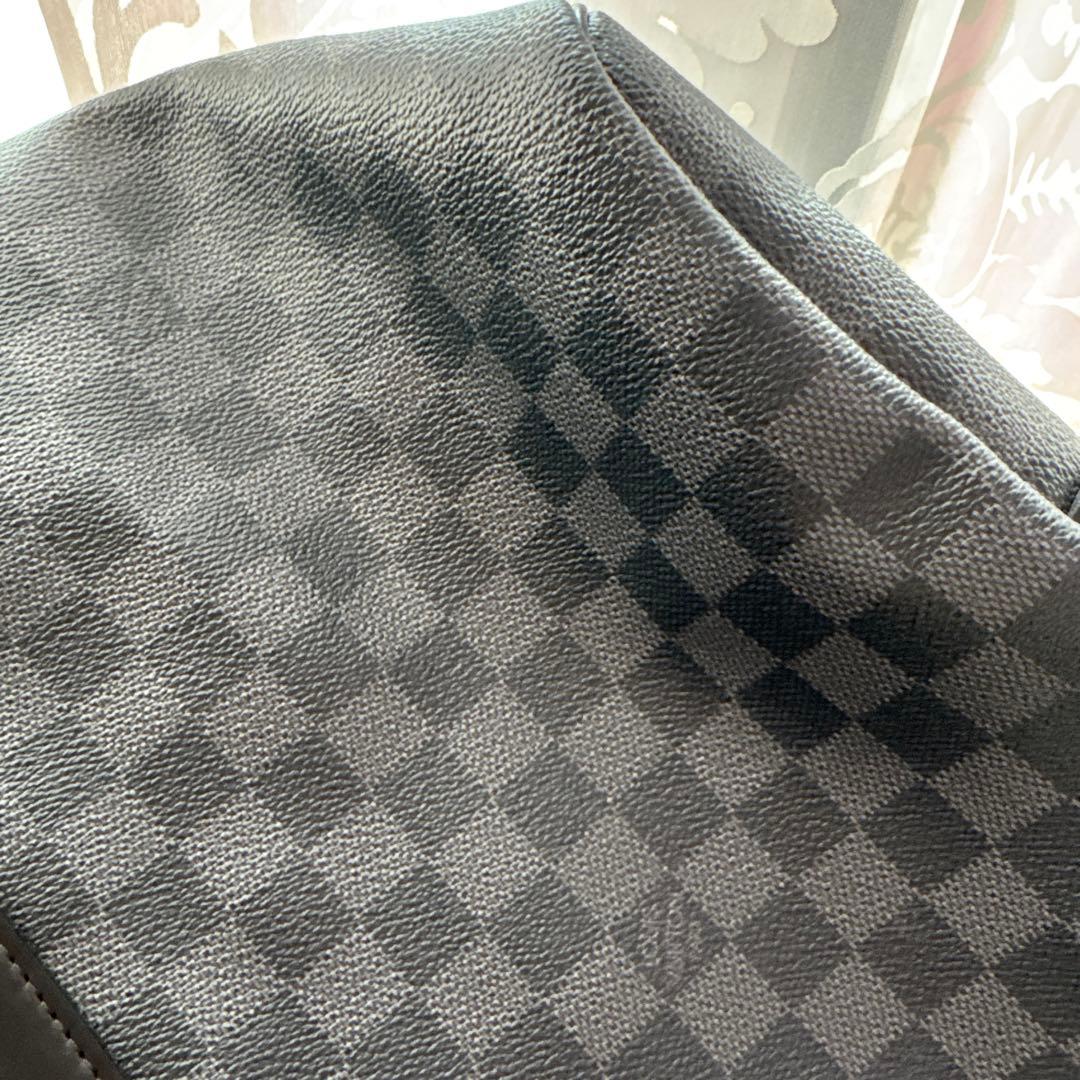Louis Vuitton ダミエグラフィット キーポル