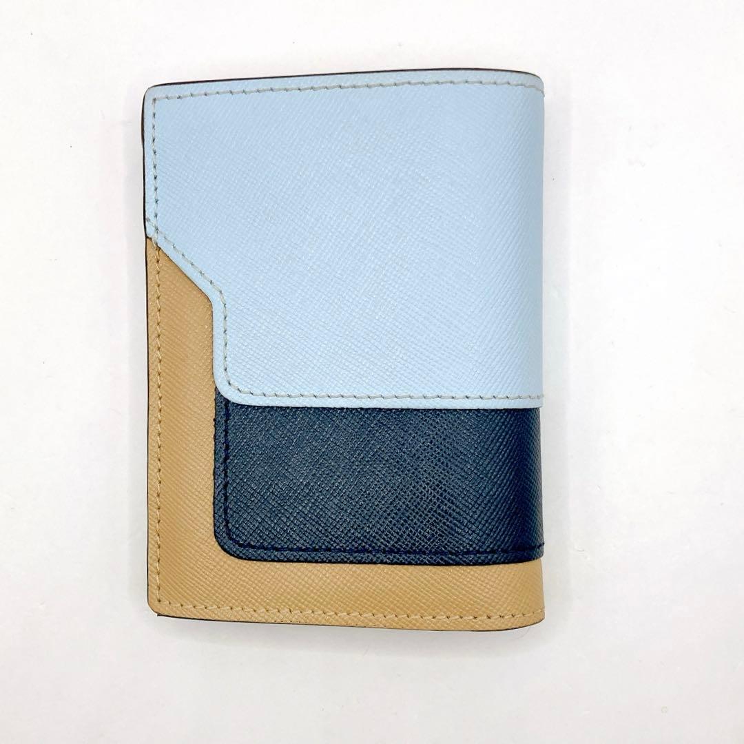 綺麗✨MARNI マルニ　二つ折り財布　バイフォールドウォレット　レザー　正規品