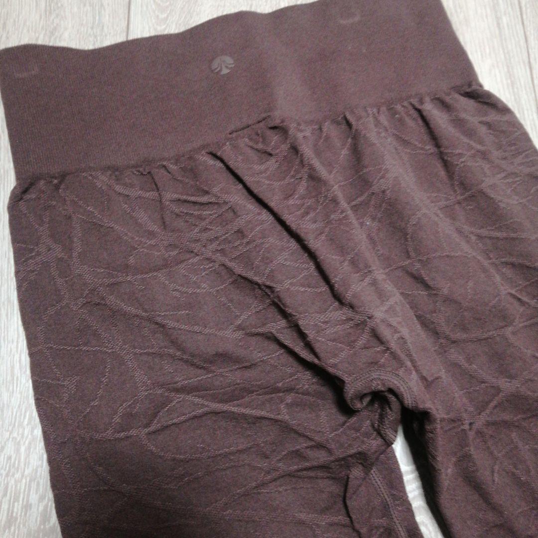 【美品・最終】SUKALA ヨガウェア上下セット Mサイズ　ブラウン