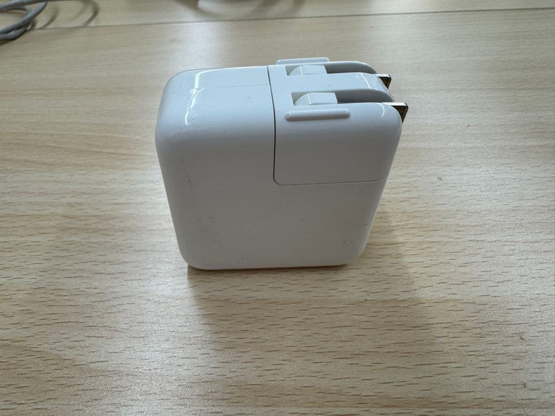 13インチMacBook Air 2020 最安帯 箱、充電器付き