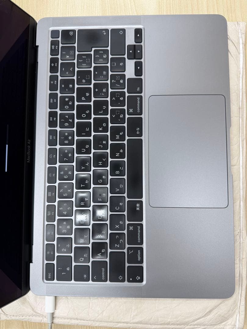 13インチMacBook Air 2020 最安帯 箱、充電器付き