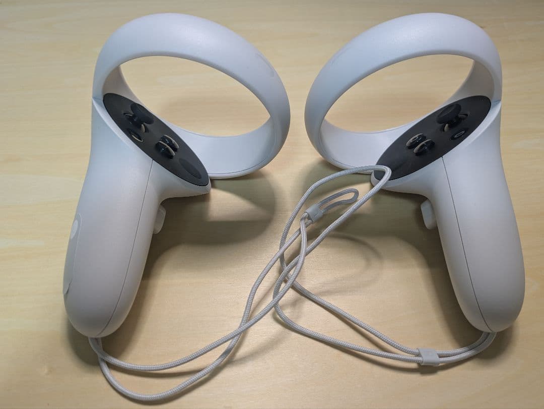  Quest 2 （VRヘッドセット 64GB コントローラー付き）
