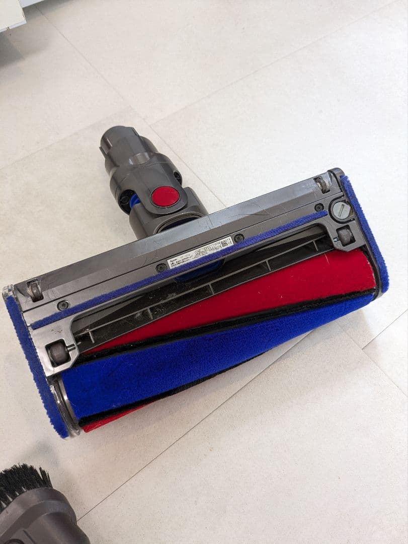 Dyson　ダイソンジャンク品ピンクパイプ　本体　スティッククリーナー故障