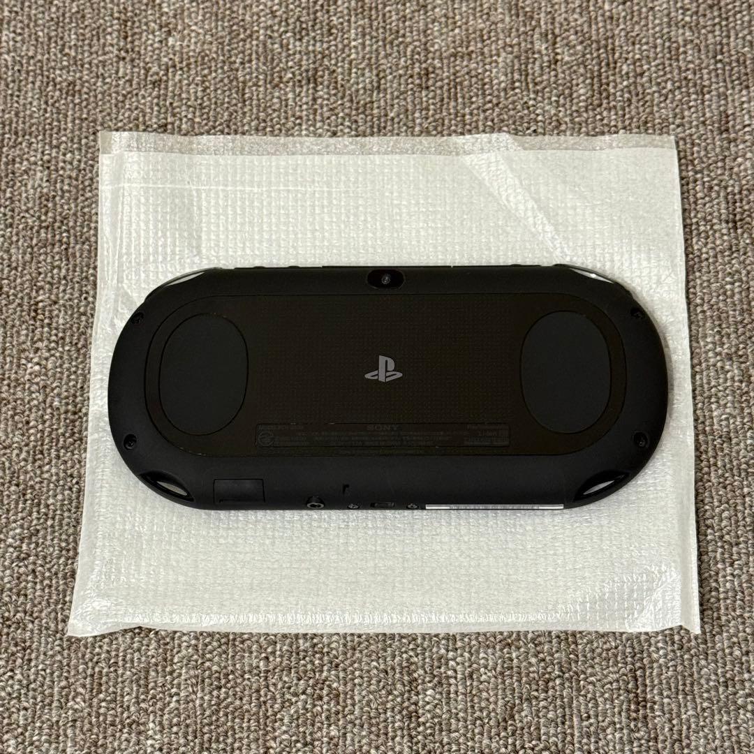 【ほぼ未使用】PSVITA PCH-2000 ブラック 箱付き