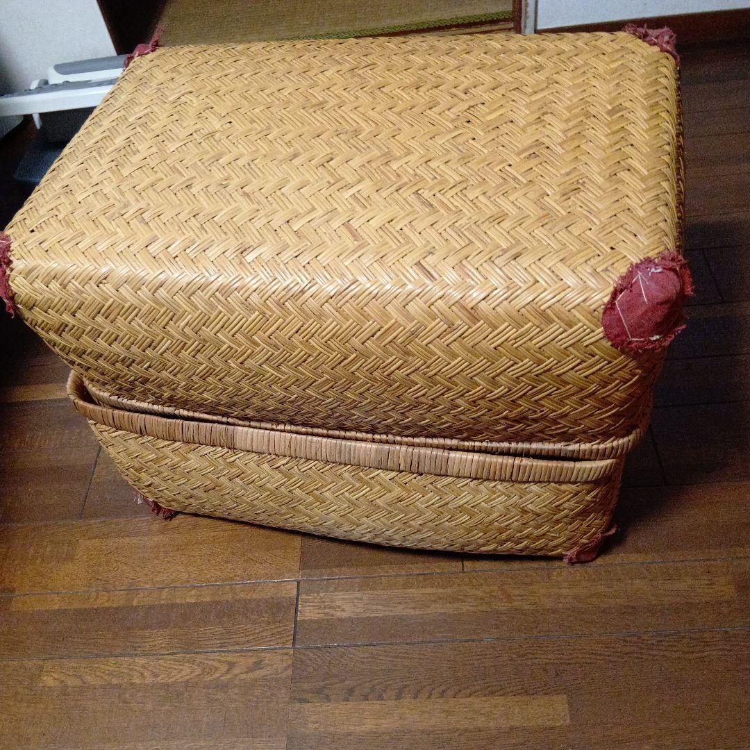 柳行李　２個