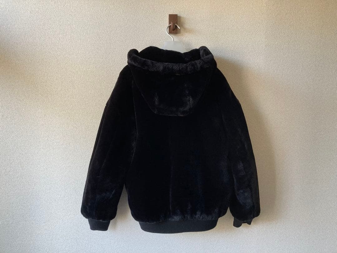 ZARA リバーシブルフェイクファーボンバージャケット