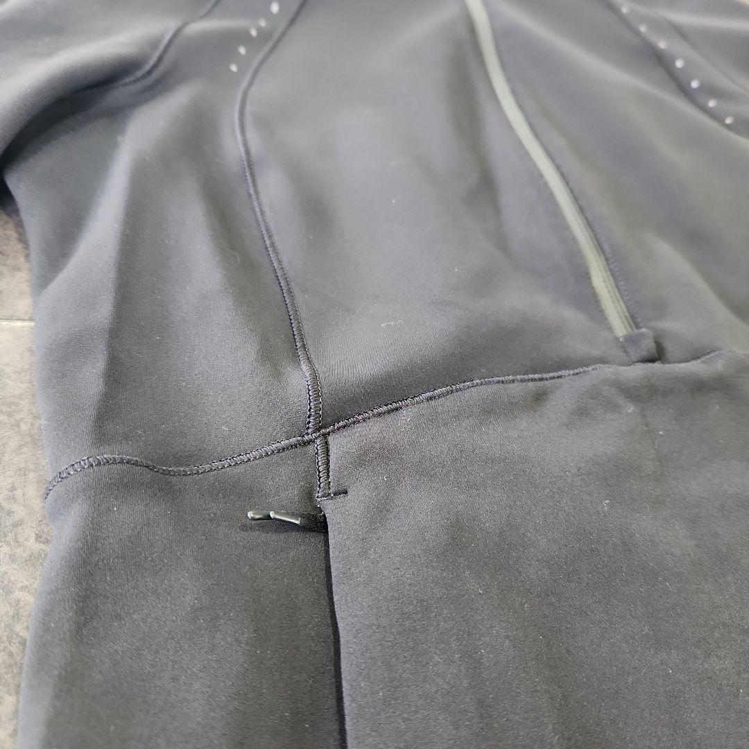 cb.jルルレモン ランニングウェア ハイネック 黒4 lululemon
