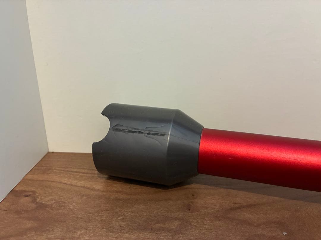 Dyson ダイソン V8 Slim Fluffy コードレス掃除機【一部新品】
