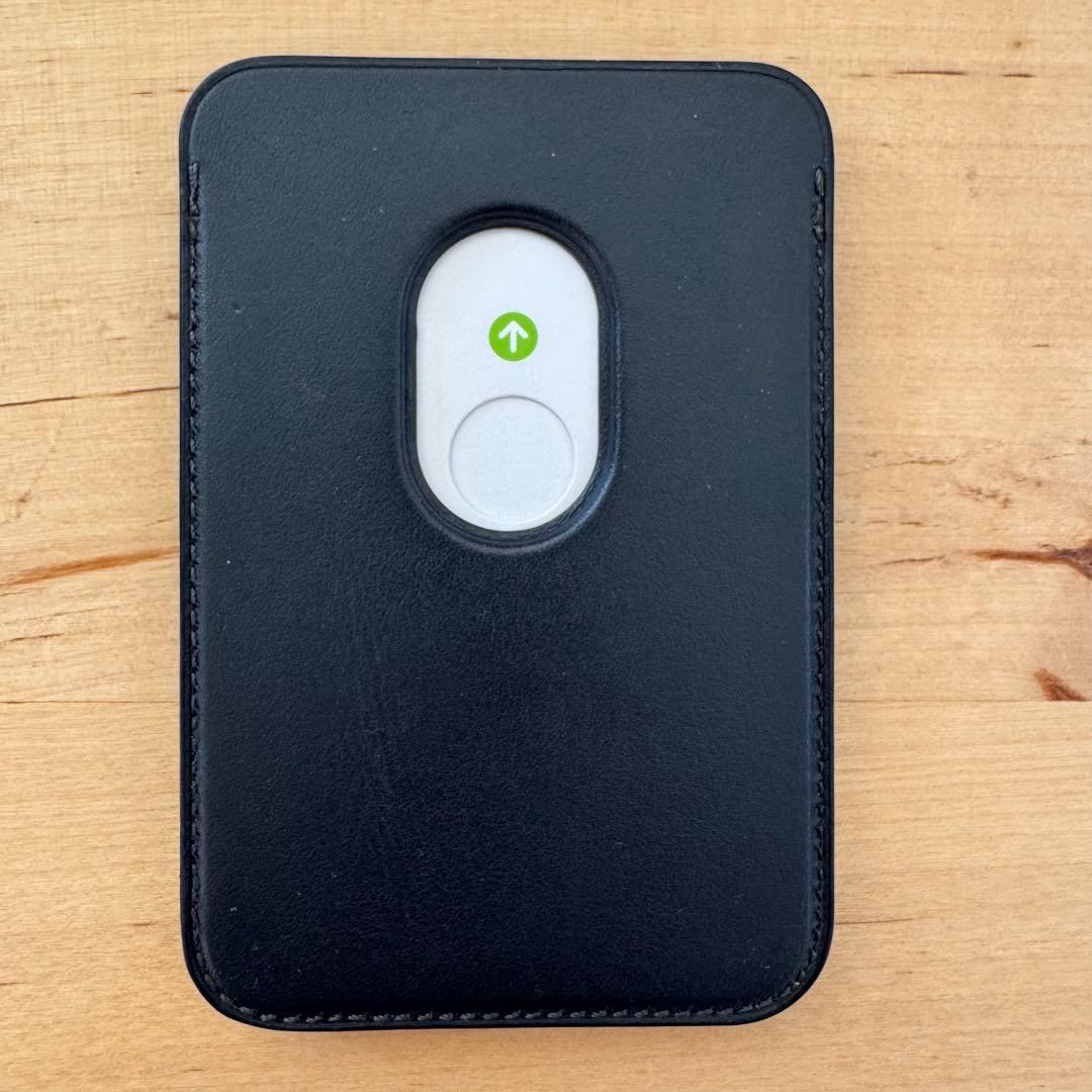 Apple Leather Wallet MagSafeミッドナイト　探す対応品
