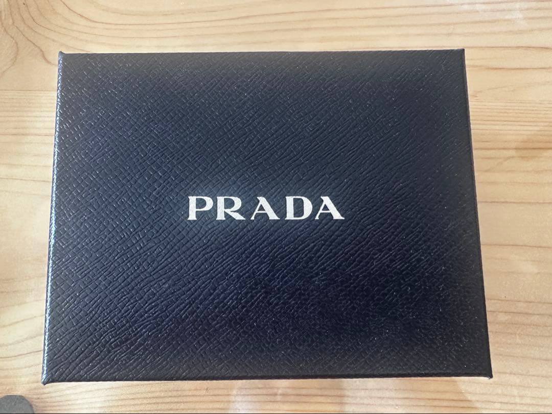 PRADA プラダ 三つ折り財布 サフィアーノ レザー ブルー ゴールド金具